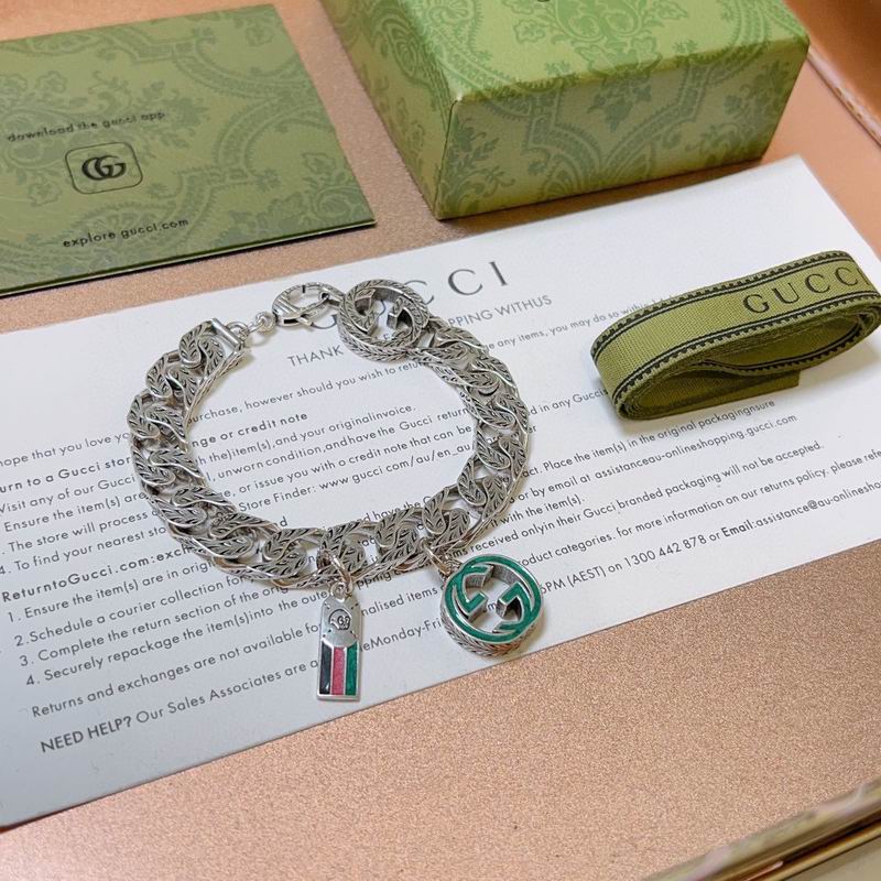 Gucci Bracelet 11yxx137